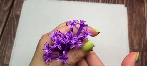 淡紫色风信子花语（祝福与爱意溢于言表的花束）