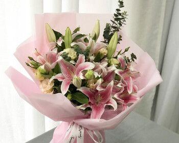 19朵粉色玫瑰的美丽寓意（爱情的象征与祝福）