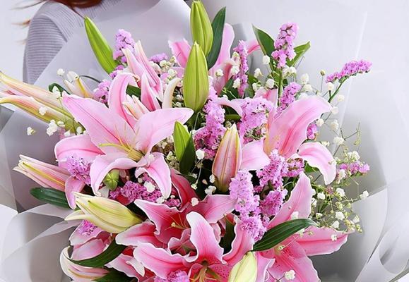 粉百合花语之美（探索粉百合花的深刻含义及其在人际关系中的意义）