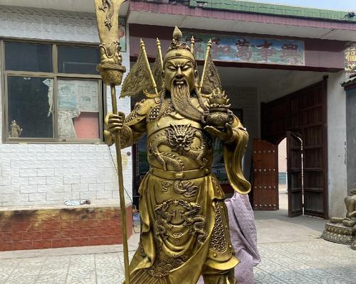 关公神像旁适合种植哪些植物（打造独特的庭院景观）