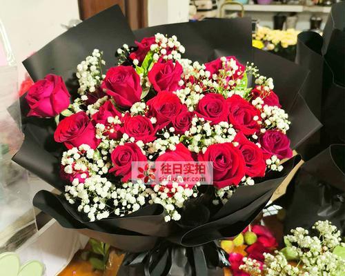 118朵红玫瑰花代表什么？图片完整展示的含义是什么？