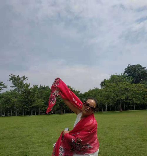 去西双版纳热带花卉园应该穿什么衣服？如何做好防晒措施？