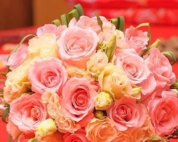 送玫瑰花给老婆应该送什么颜色？哪种颜色代表了最深的爱？