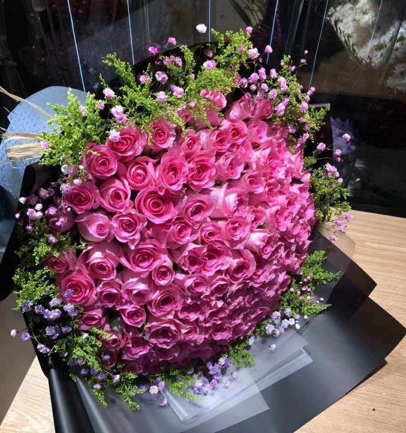 女生如何用花语表达真爱？哪种花代表真爱？
