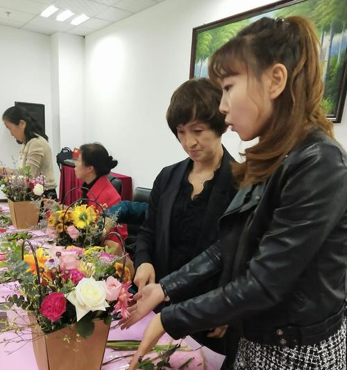 朔州插花活动有哪些？插花爱好者应该注意什么？