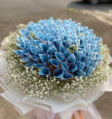 有钱花束代表什么？其花语和寓意有何深意？