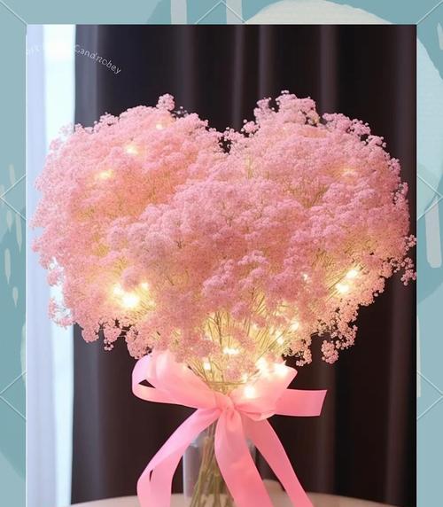 蓝粉混搭满天星的花语是什么？它们的组合有何特别含义？